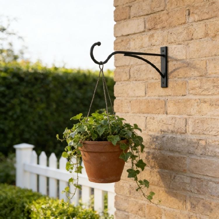 Portapiante Nero Tradizionale Per Uso Esterno Durevole Verniciato a Polvere Design Completa Vari Stili di Terrazza