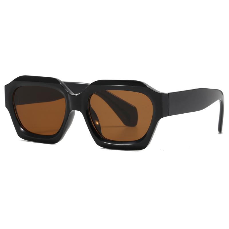 Small Square Sunglasses New Women Men Travel Luxury Shades Female Ins Popular Brand Glasses Retro Punk Trending