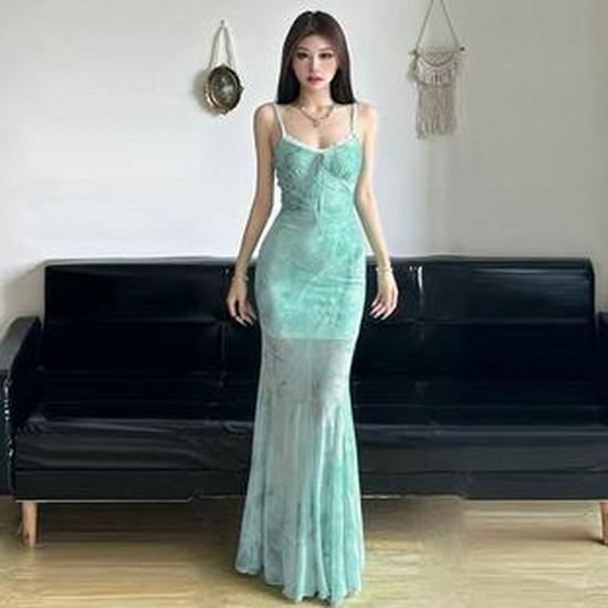 Elegant White Spaghetti Strap Backless Summer Dress for Women - Perfect for 2026 Beach Vacation