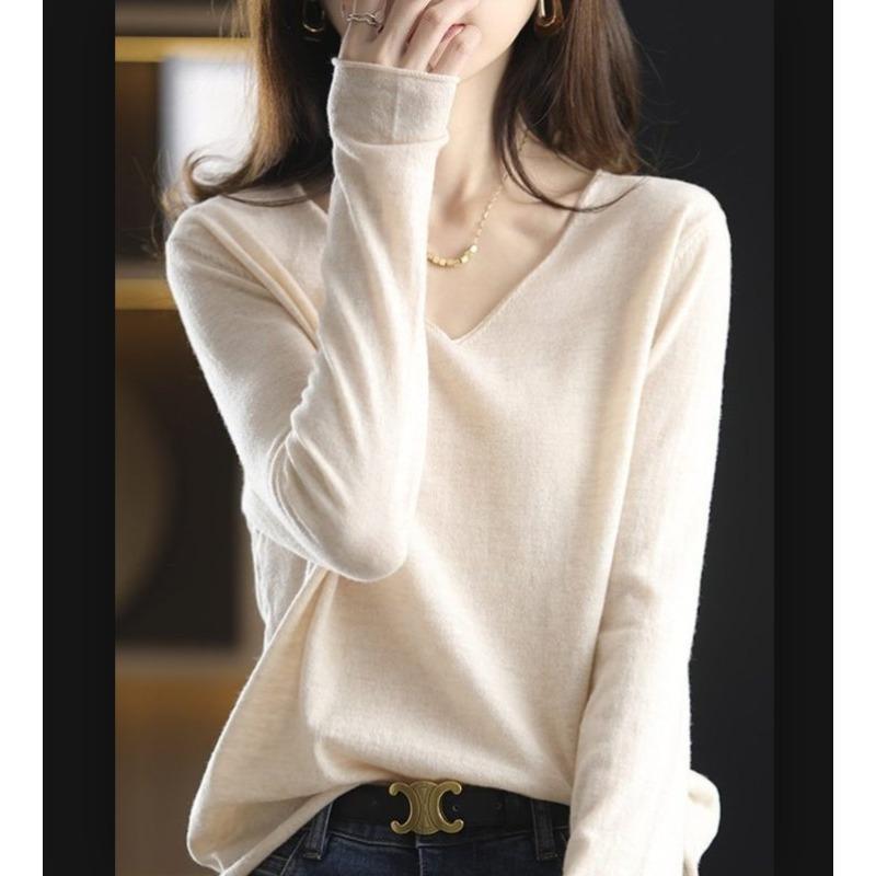 Spring and Autumn Women's Knitted Sweater Long Sleeve V-neck Sweater Interior Bottom Loose