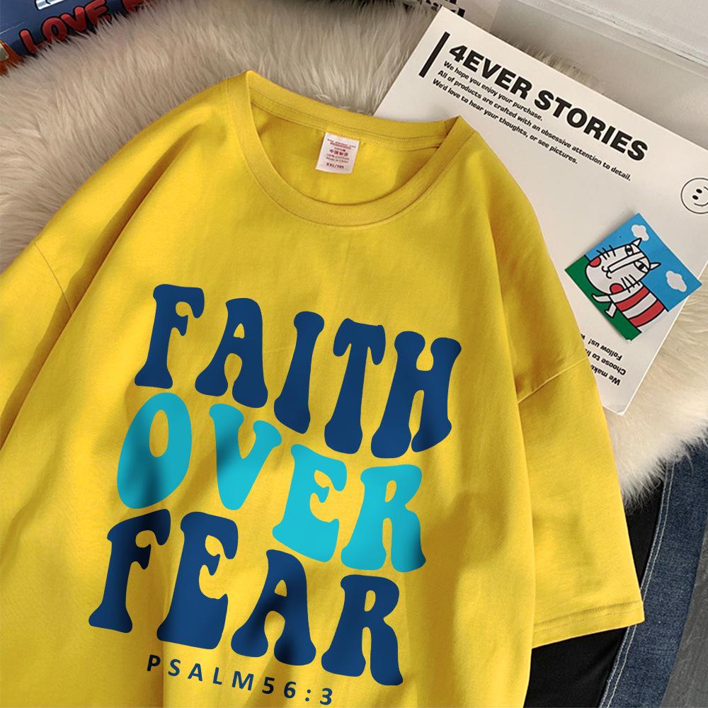 Мужская и женская футболка с принтом алфавита из хлопка — фото 3