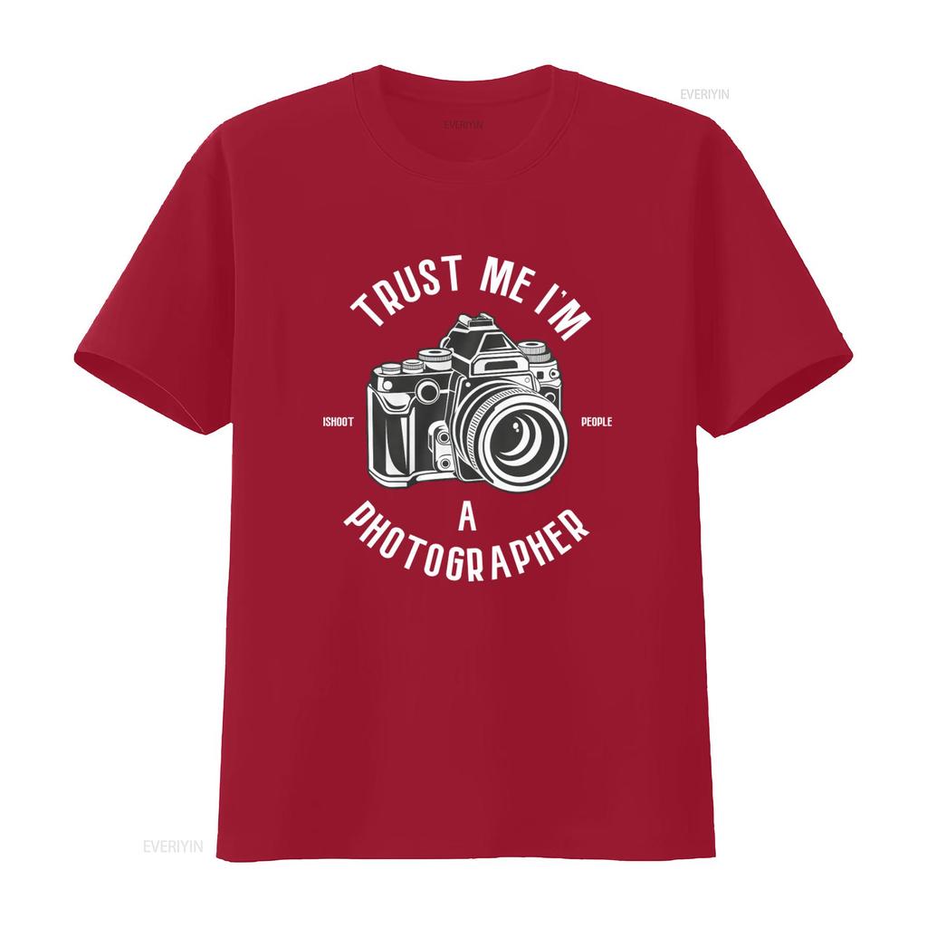 Trust Me Im A Photographer T Shirt I Shoot People Design for Photography Lovers Vintage Washed Stretched Versatile Breathable