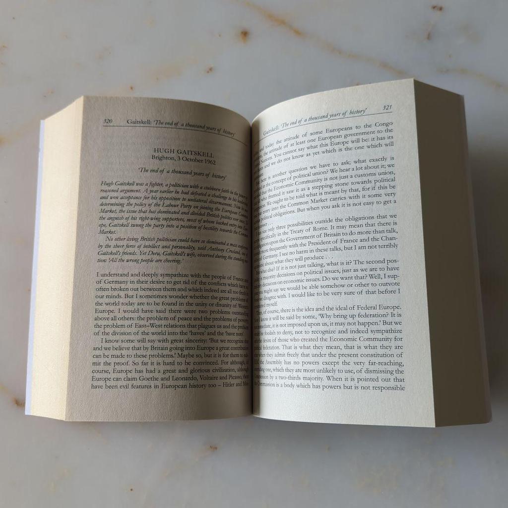 [USED] THE PENGUIN BOOK OF MODERN SPEECHES