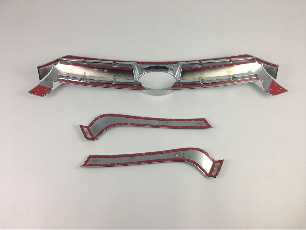 14 Yaris Zhixuan Center Grille & Figure-Eight Trim Modification