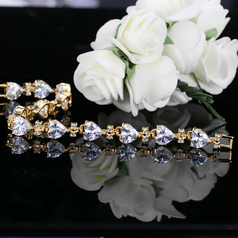 Quelle Zirkon Handschmuck Damen Galvanisiertes Echtgold Herz Armband