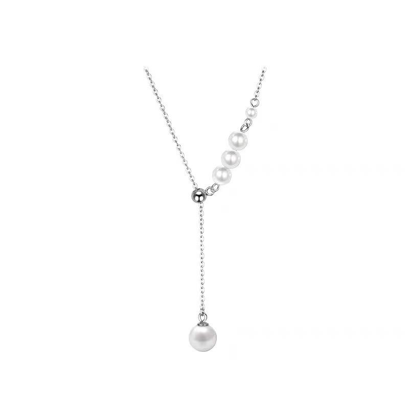 2023 New Niche Design 925 Sterling Silver Pearl Necklace - Light Luxury Clavicle Chain for Women