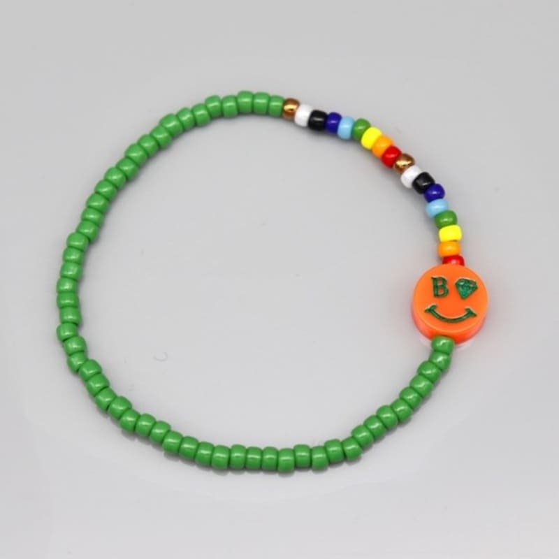 BONBEAU Armband mit Regenbogenperlen und Smiley-Anhänger, 5 Farben