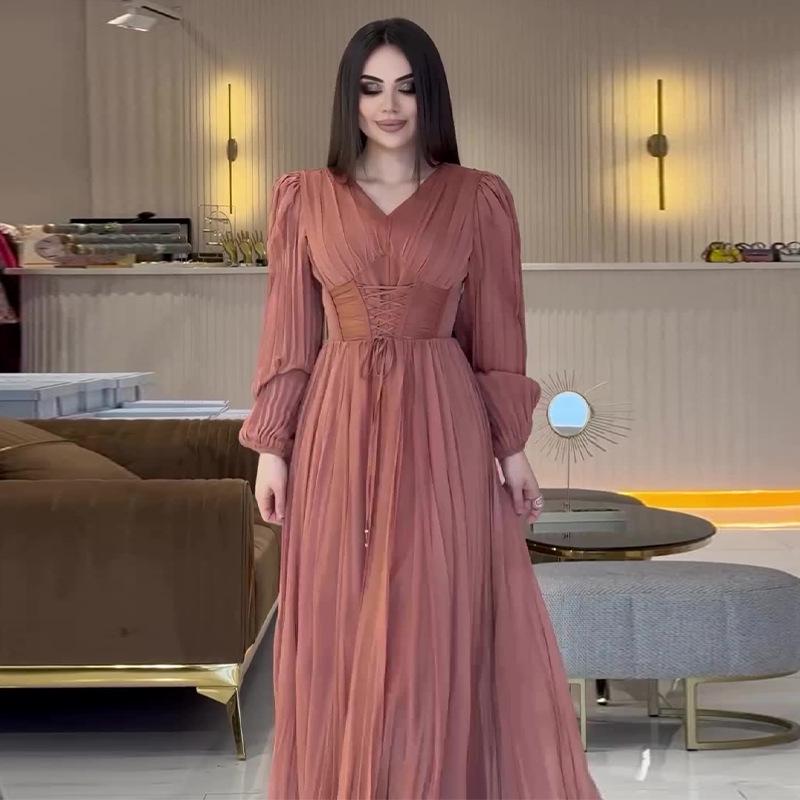 2024 Autumn French V-Neck High-Waisted Slimming Long-Sleeved Dress