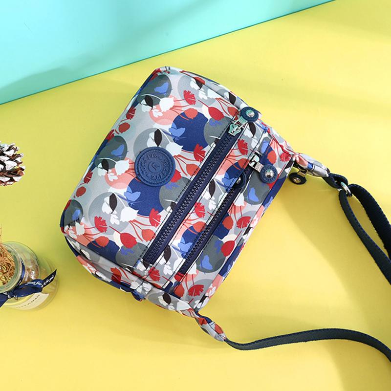 2025 New Fashion Nylon Printed Messenger Bag Large-capacity Multi-layered Flower Shoulder Bag Casual Joker Ladies Crossbody Bag