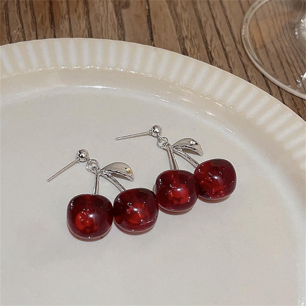 Roter Acryl Kirsch-Hängeohrring Einfache Legierung in Silberfarbe Ohrringe für Damen Retro Schmuck Mode Party-Accessoires