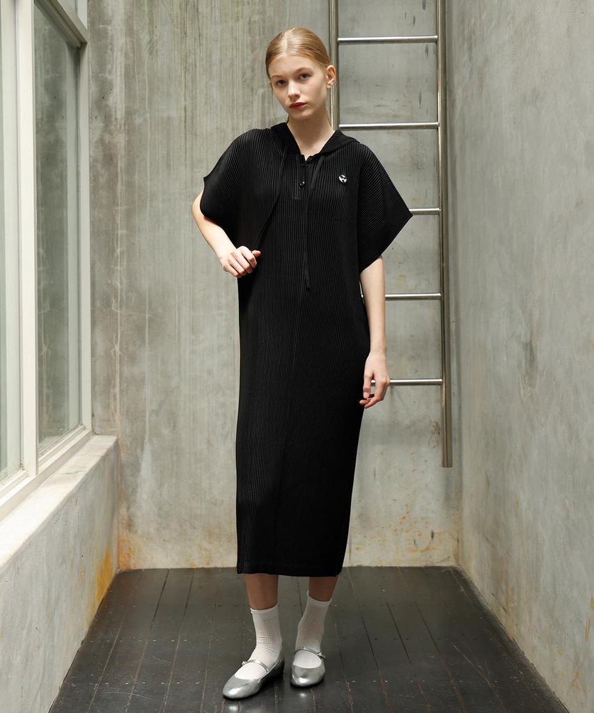 Waiowai Easy Pleated Hooded Long Dress_Black