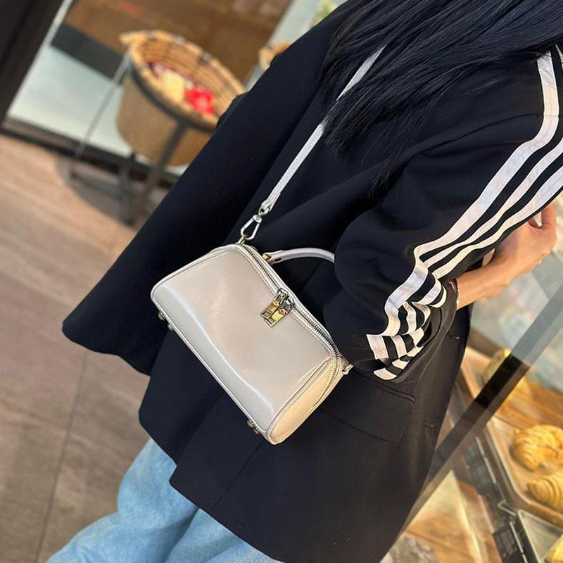 Genuine Leather Handbag Small Pillow Bag Commuting Versatile Women's Cowhide Bag Fashionable Single-shoulder Women's Bag