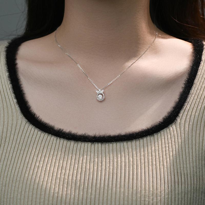 Dynamische Zirkon-Halskette, Leichter Luxus, Kompakt, Exquisit, Vielseitig, Schlüsselbeinkette, Nischendesign, Halsdekoration