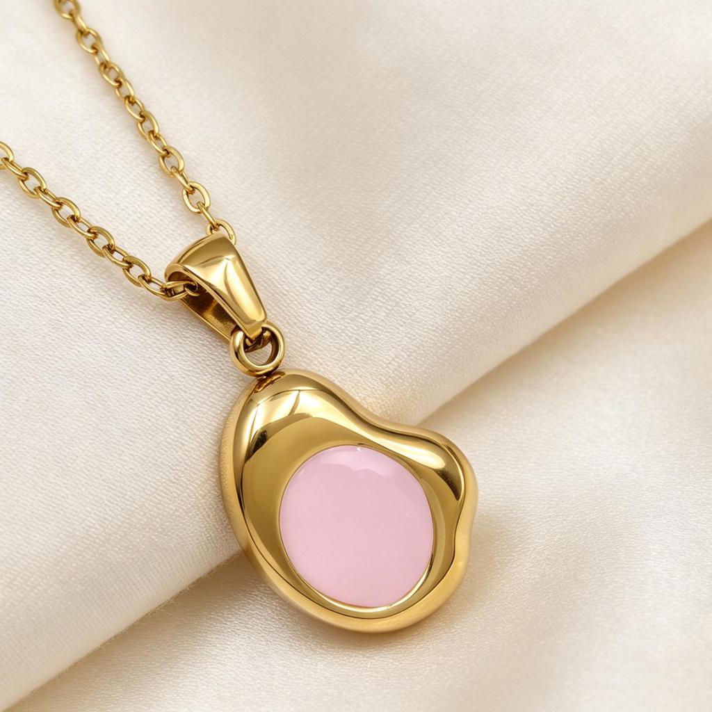 Elegant Egg-shaped Pendant Necklace - Versatile High-end Fashion Jewelry