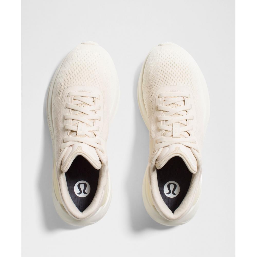 Lululemon Women S Beyondfeel Running Shoe breakfaSt Tea Coconut Ivory Coconut Ivory