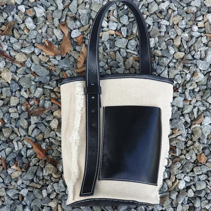 Leather Canvas Bucket Bag / Black