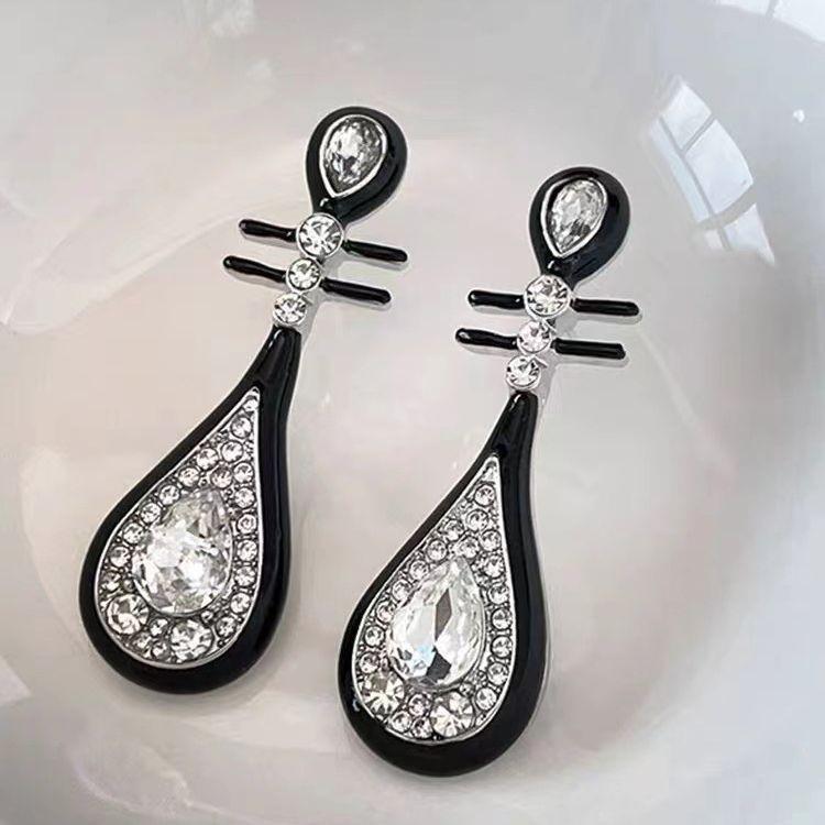 Boucles d'oreilles gland perle en forme d'éventail:  Pendentif Boucle de Paix Style Chinois Rétro pour Costumes Hanfu