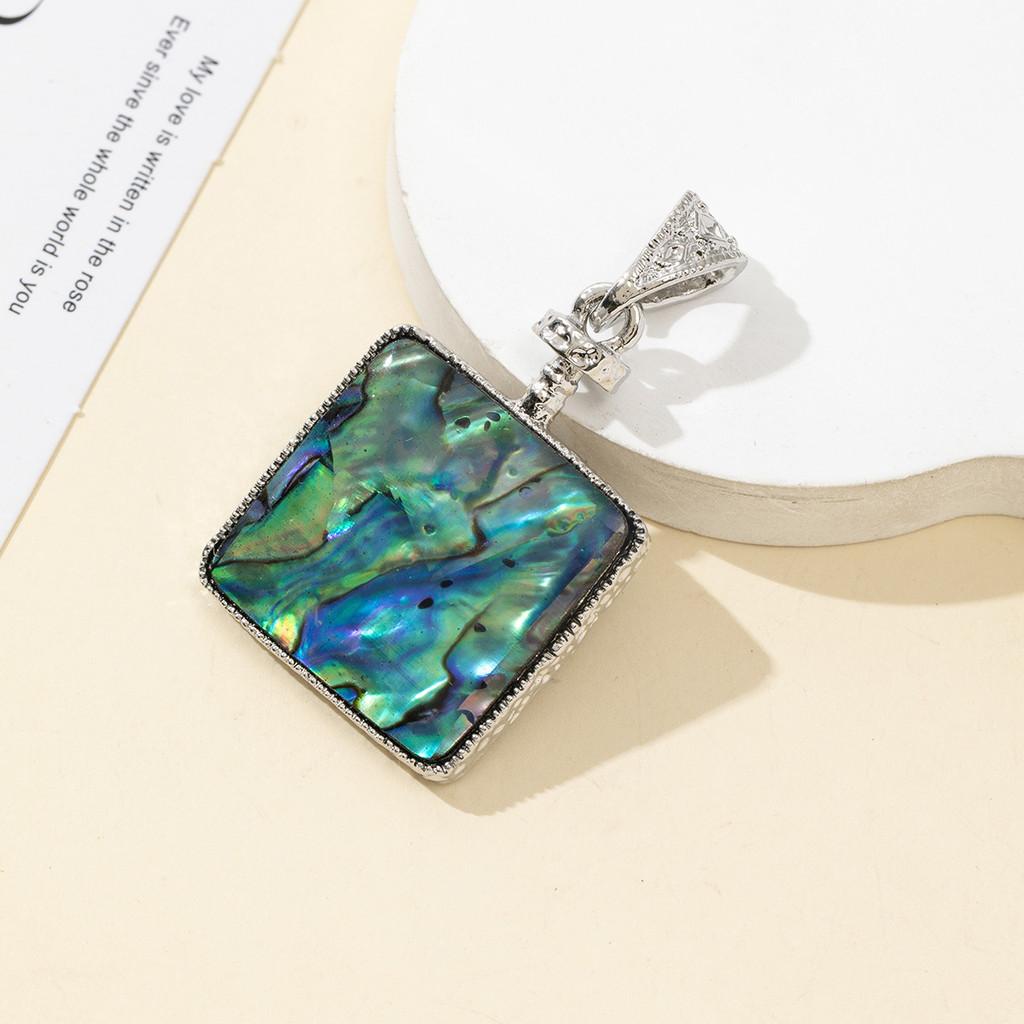 Shell Pendant Necklace For Women Fashion Jewelry Gift For Autumn