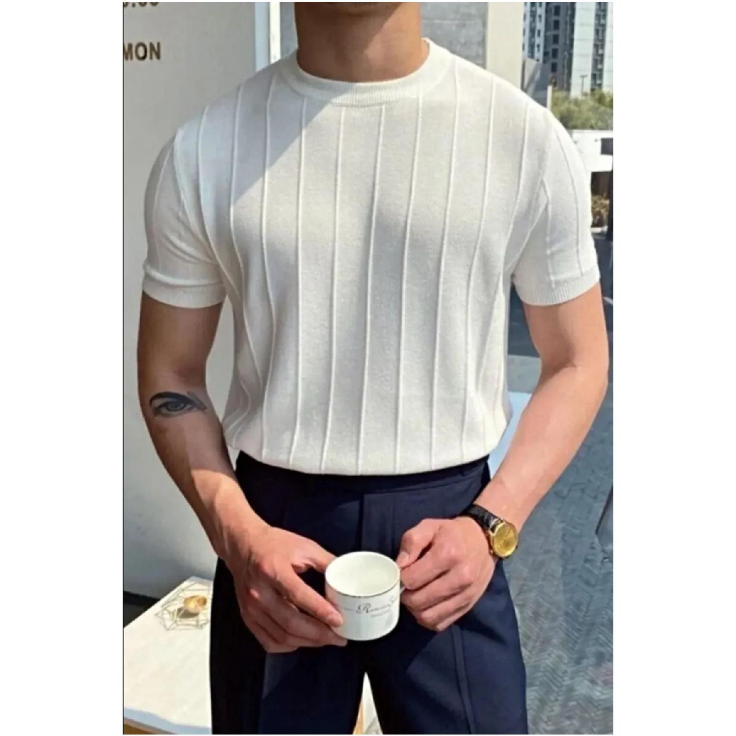 

Белая мужская трикотажная футболка с круглым воротником S чёрный