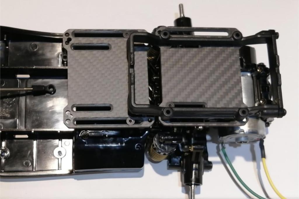 Metal Garage Japan Original Carbon Fiber Plate for Tamiya M06 (MGM6-1)