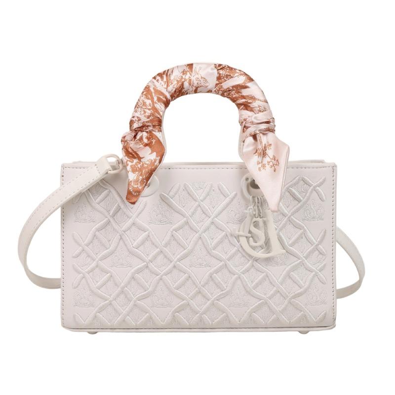 Princess Diana Bag Heavy Industry Embroidery New High-end Silk Scarf Versatile Handbag Bag Women's Shoulder Messenger Bag