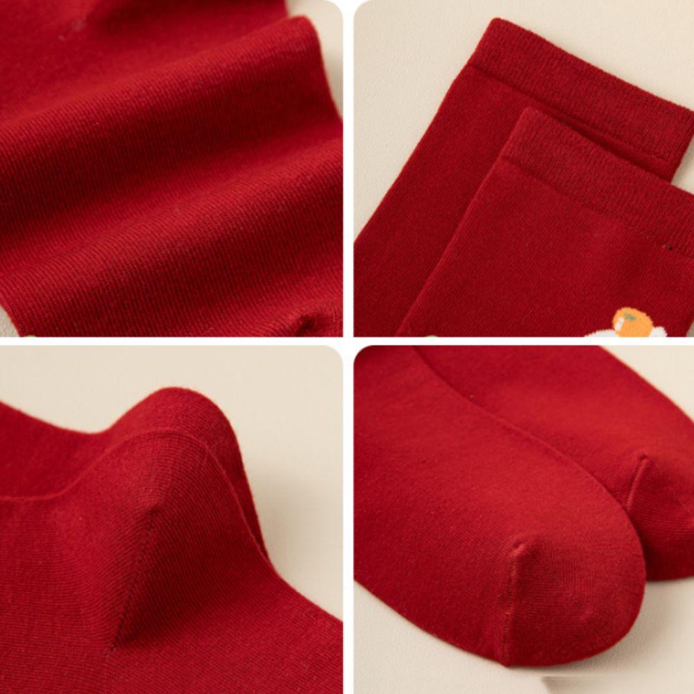 Cartoon Year of The Horse Socks Mid Calf Zodiac Year Cotton Socks Cute New Year Tube Socks Women