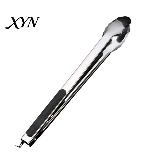 Rust-resistant Kitchen Tongs with Anti-Slip Handle And Silicone Scalloped Edges, Stainless Steel Heavy Duty Locking Food Clips for Grilling BBQ Salad,