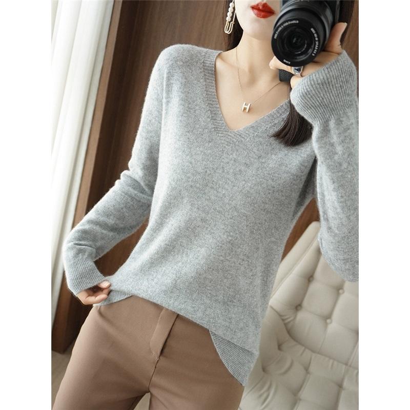 Women's Autumn And Winter Long Sleeved Knitted Top Base Shirt