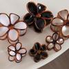 Vintage Brown Color Flower Grab Clips For Women Elegant Acrylic Shark Clip Hair Claws Barrettes Lady Party Hair Pins Accessories
