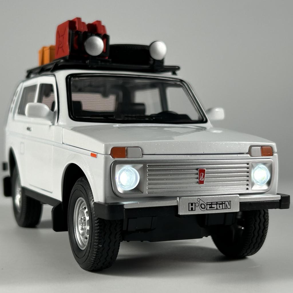 1:24 ruských LADA NIVA WILD VERSION Terénní vozidlo Slitina Kov Tlakově litý Modelový automobil Domácí dekorace & Sběratelské předměty Hobby Displej