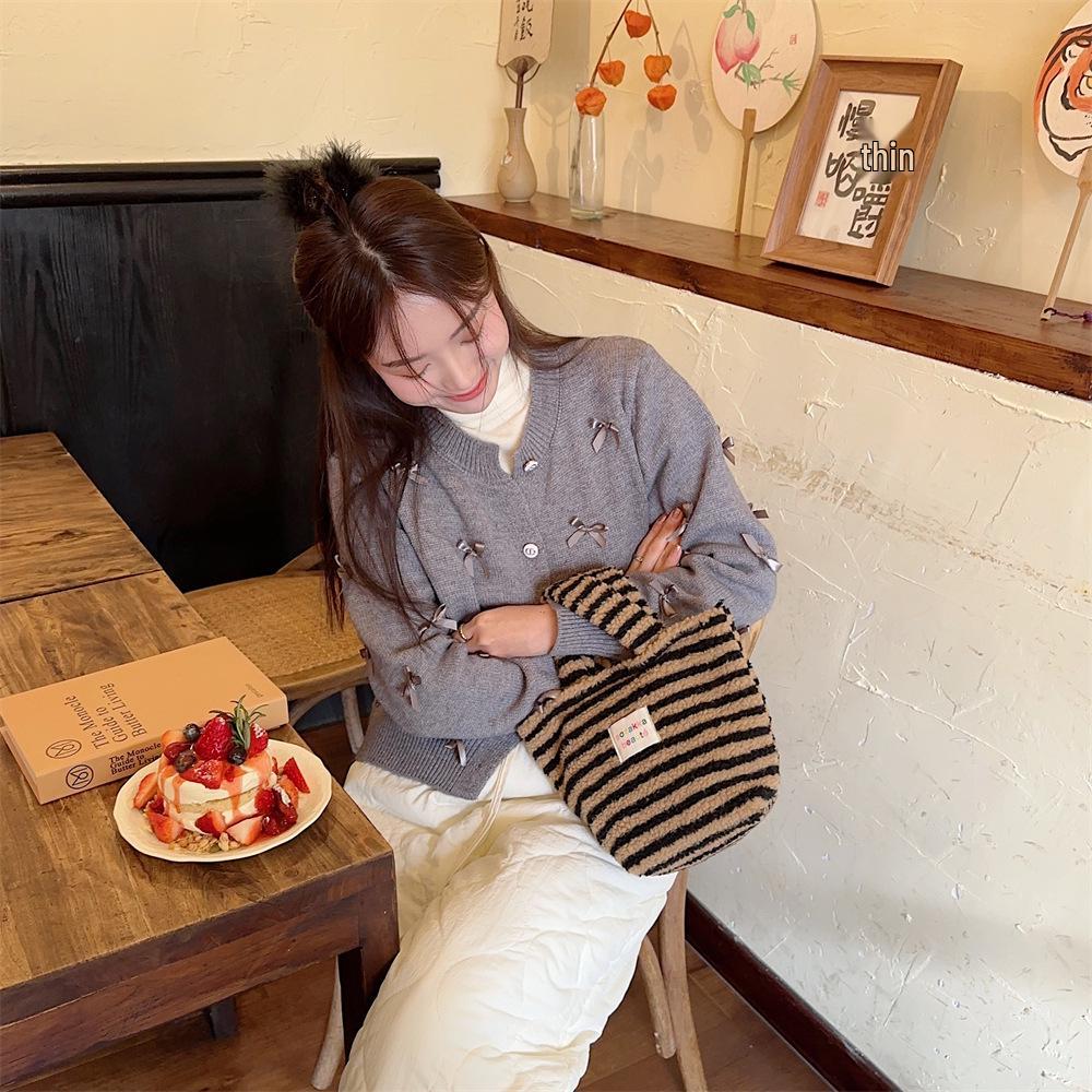 2023 Winter Fashion Women's Plush Polka Dot Handbag - Cute and Stylish for Work or Commute