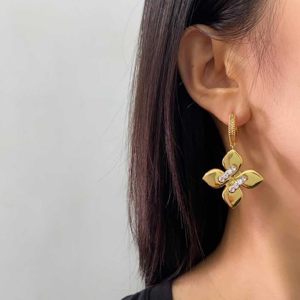 Fashion Parallel Bars Full Diamond Lace-up Smooth Gold and Silver Two-color Contrasting Color Rhombus Four-leaf Flower Geometric Shape Flower