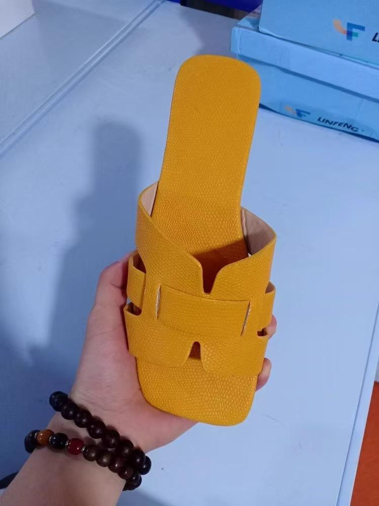 2025 Südostasien Einfarbig Außenhandel Übergröße Flacher Boden Quadratische Zehenpartie Bequeme Strandschuhe Coole Hausschuhe