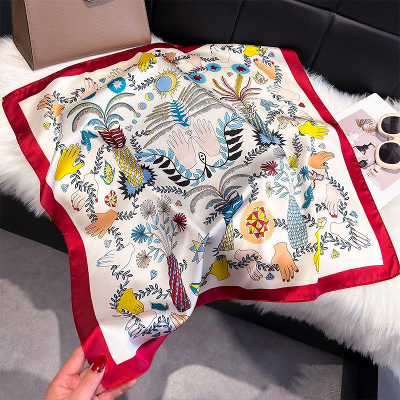 Spring Silk Scarf Fashionable Foreign Style Versatile Small Square Scarf 70Cm Decorative Scarf Sunscreen Travel Shawl Women