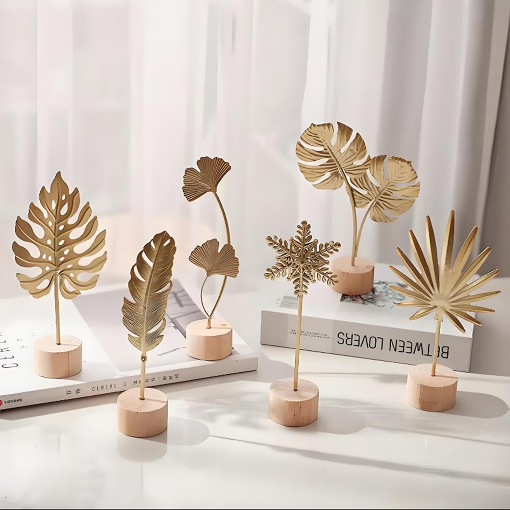 1 Stück Goldener Ginkgoblatt Feder Metallmodell Figuren Manuell Desktop-Handwerk Ornamente Foto-Requisiten Statuen Skulpturen Heimdekor