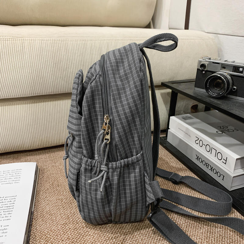 Small Checkered Backpack for Men and Women Fashion Casual Mini Backpack with Zipper Pockets