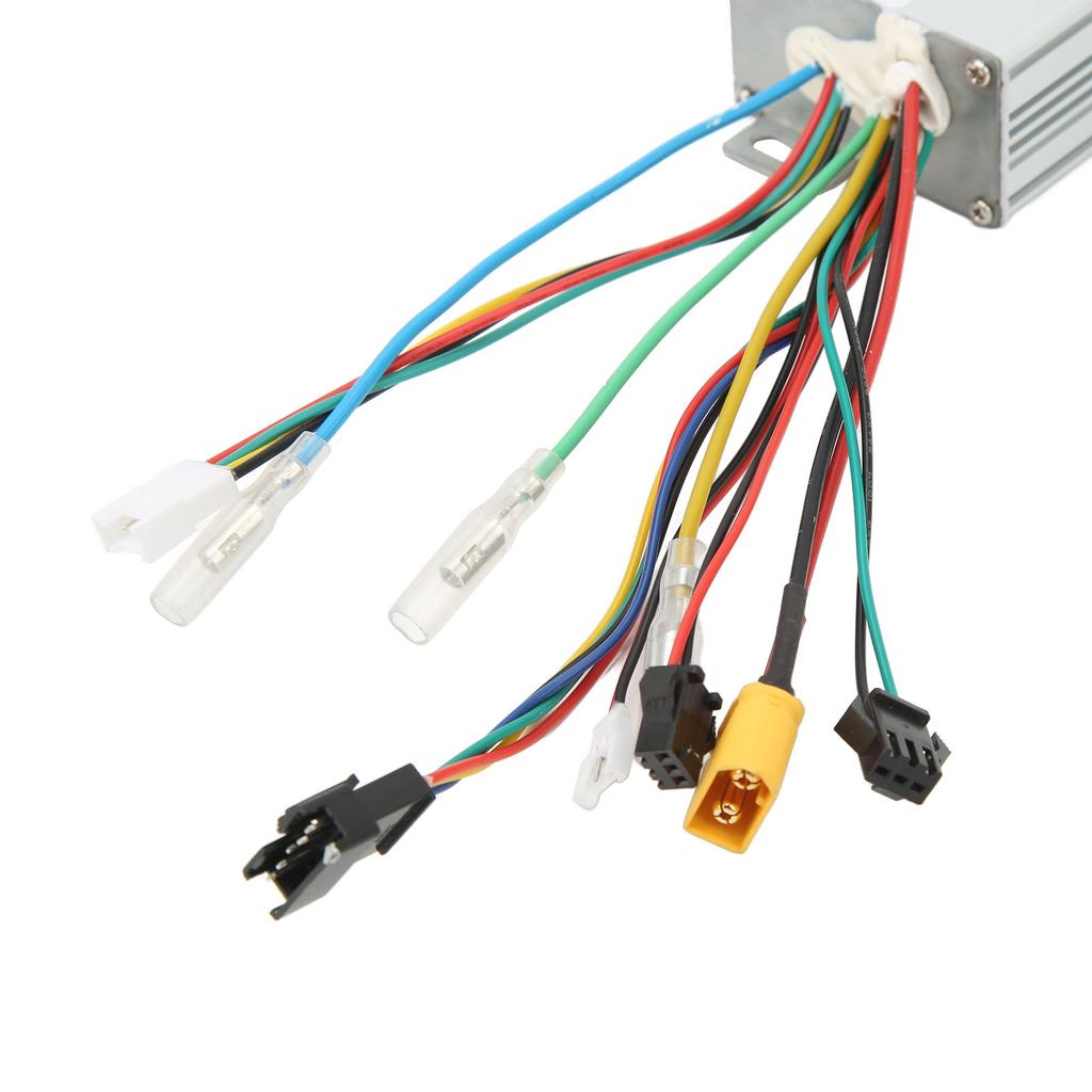 ელექტრო სკუტერის საბურავი 10x3.00 6 სკუტერისთვის გარე საბურავები ელასტიურობა წნევისადმი მდგრადობა ცვეთამედეგი რეზინის უკამერო საბურავი