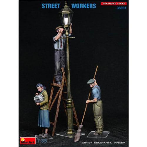 Miniart 1/35 Scale Street Workers (3 Figures) Plastic Model Kit MA38081