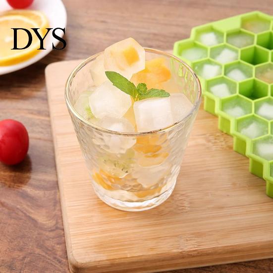 Capped Ice Cube Tray 37 Cavity Honeycomb BPA-Free Slow-Melt Reusable Small Mold Cubes with Lid Easy Release Silicone Maker for Freezer