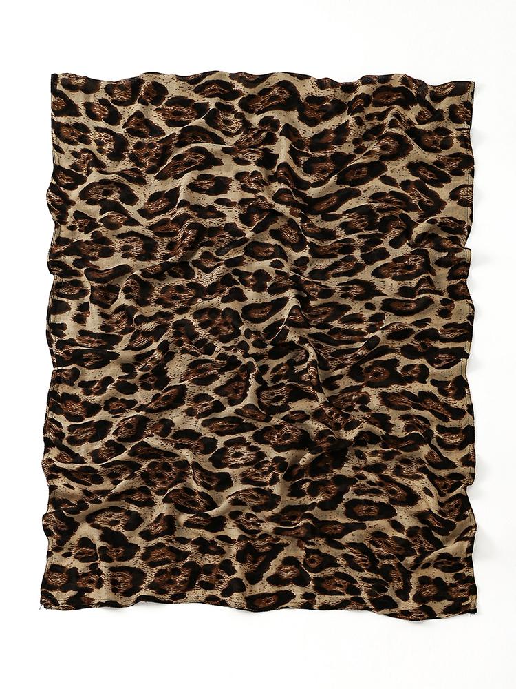Elegant Women Retro Silk Scarf Leopard Zebra Print Wrap Shawl Lady Bandanas Hijab Beach Long Scarve Pareo Headscarf Fashion New