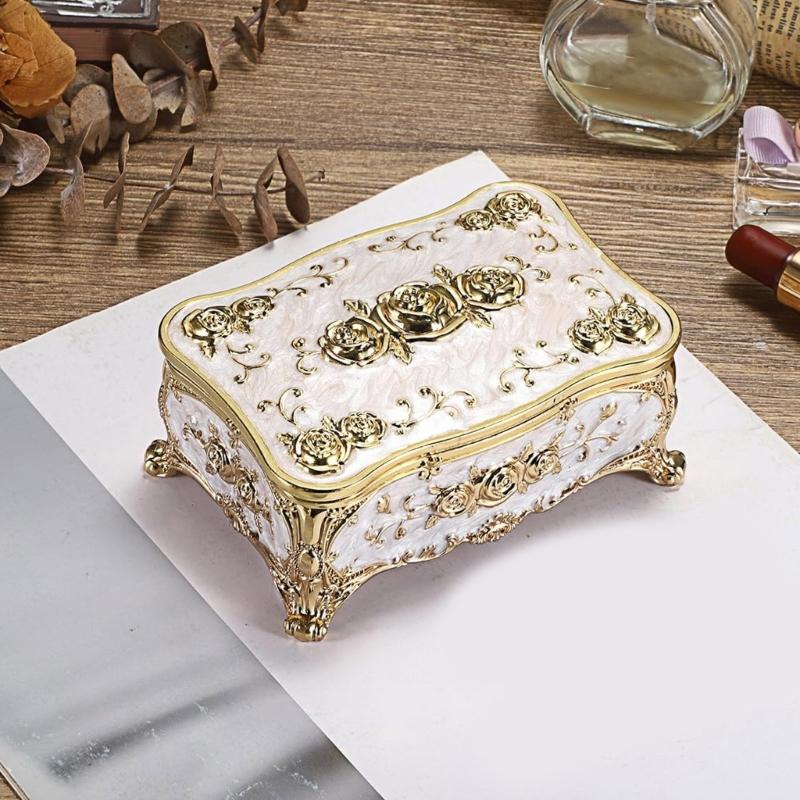 Elegant Floral Engraved Metal Jewelry Organiser with Zinc Alloy Construction and Plush Interior Compartments