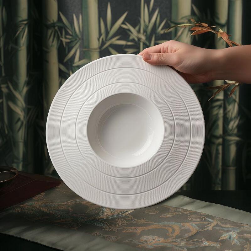 Zhishi Underglaze Ceramic 9.75-inch Straw Hat Pasta Bowl