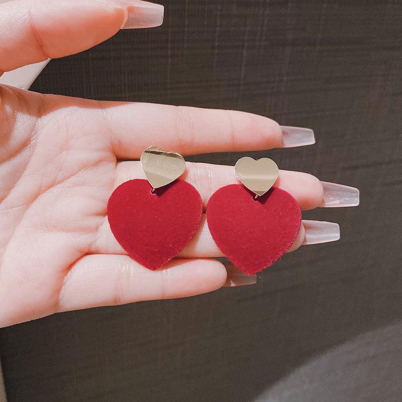 Red Flocking Love Simple High-end Earrings Retro New Atmosphere Earrings Fashionable Atmosphere Versatile Earrings