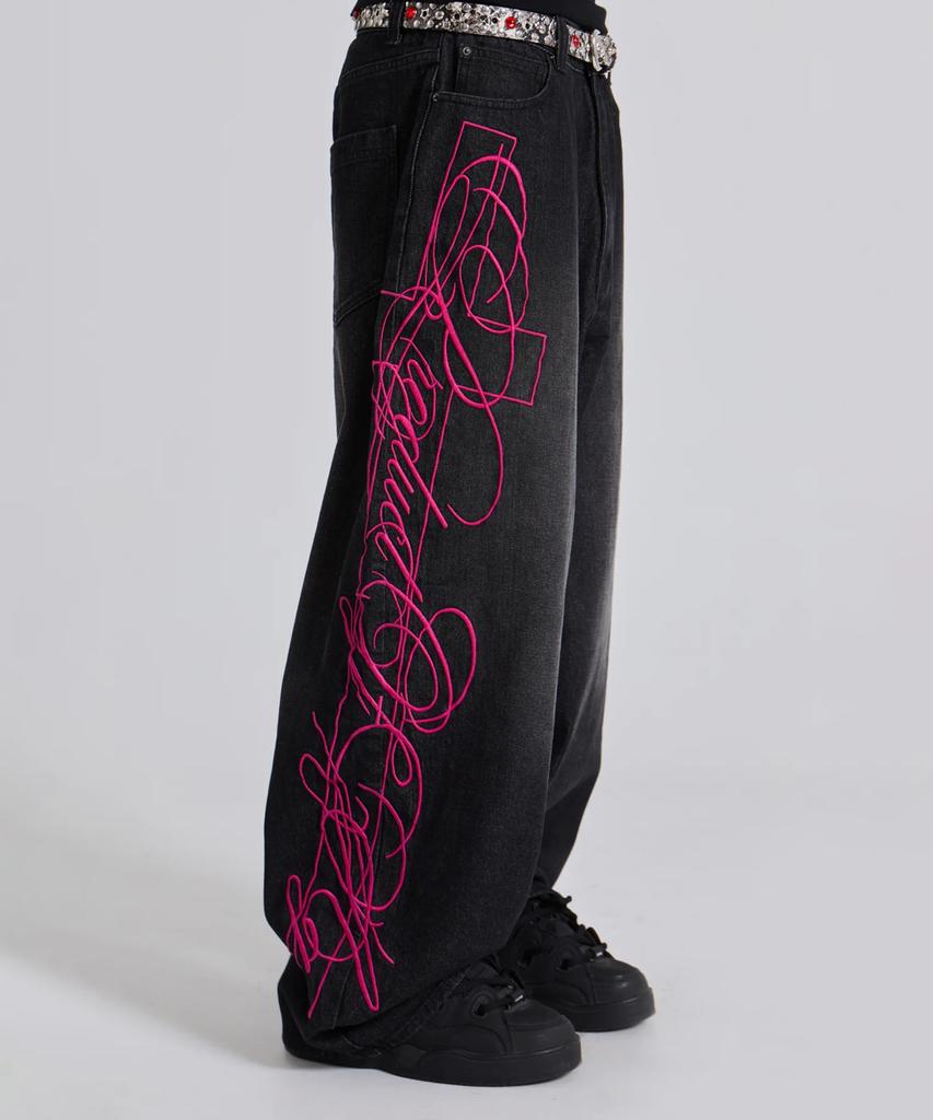 Jeidideuleondeon (M) Cross Script Embroidered Jean Black