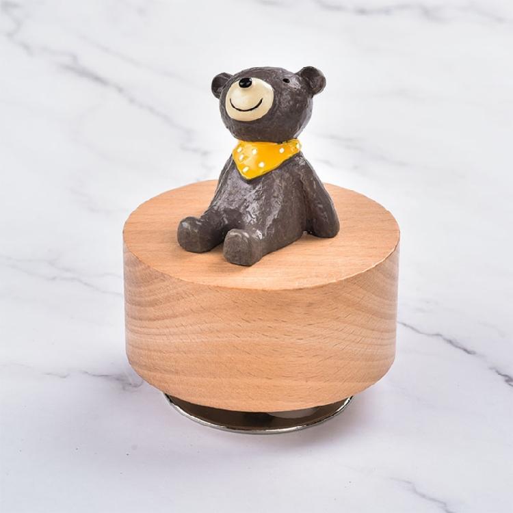 Wood Hand Crank Music Box Rotating Animal Figurine Musical Ornament for Enhancing Home Ambiances and Celebratory Gift