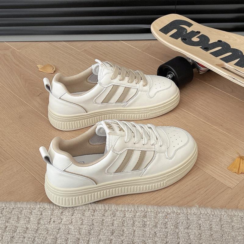 Fashion little white shoes women's autumn new round head lace-up college style flat bottom casual sports shoes tide