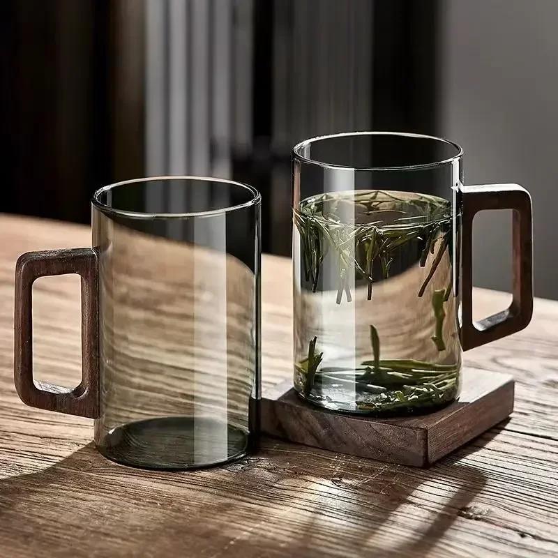 440ml Glass Cups with Walnut Handle Household Heat-resistant Mug Large Capacity Tea Making Glassware Office Drinking Glasses