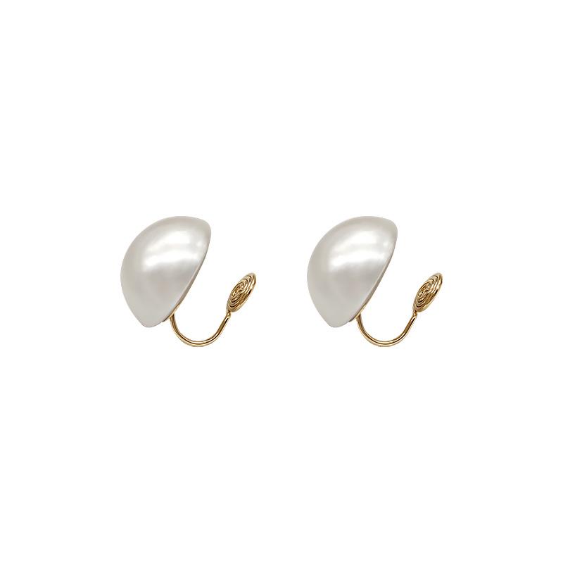 Luxury Korean Pearl Ear Clip: Painless, No-Piercing, Atmospheric Style