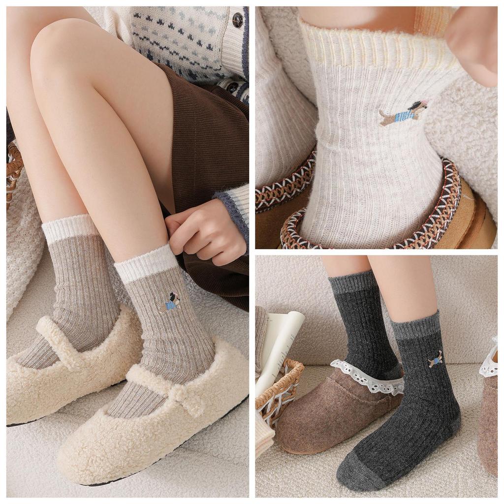 Autumn/Winter Korean Style Cartoon Embroidered Mid-Calf Plush Socks - Melaude Series