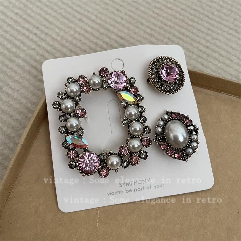 Vintage Distressed Brooch Set: Coco Style Corsage Pin Collection